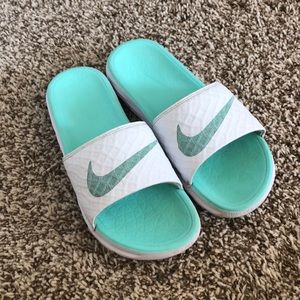 Women’s Nike Slides 6